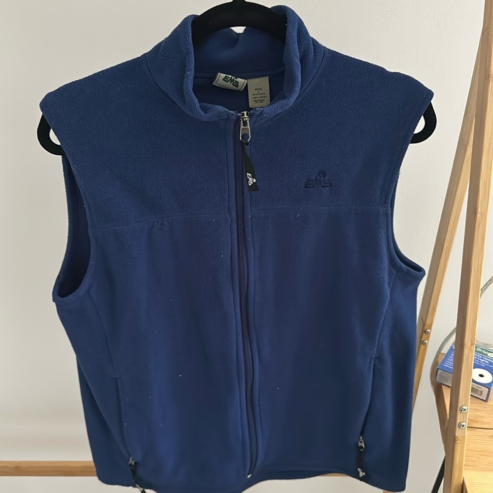 EMS men’s vest small blue fleece zip pockets Eastern Mountain Sports Outdoor